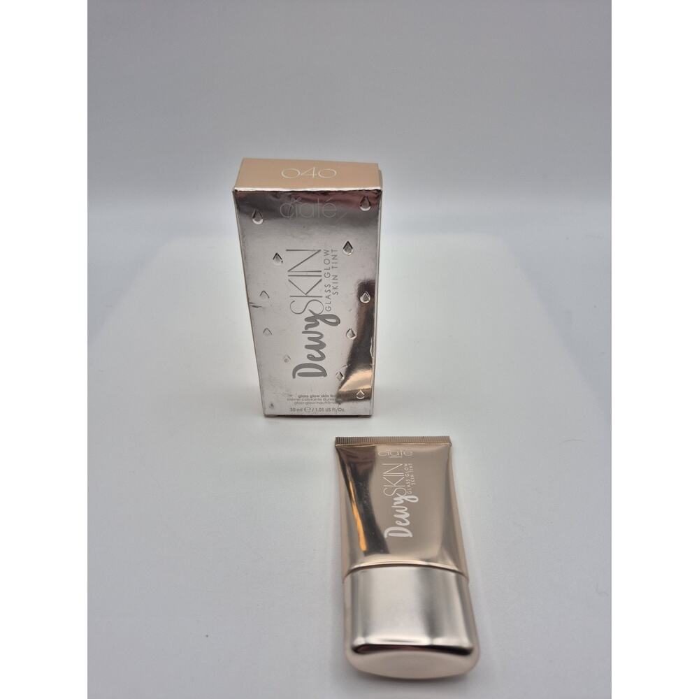 Ciate London Dewy Skin Glass Glow Skin Tint Shade 040 30ml/1.01 fl oz New in Box